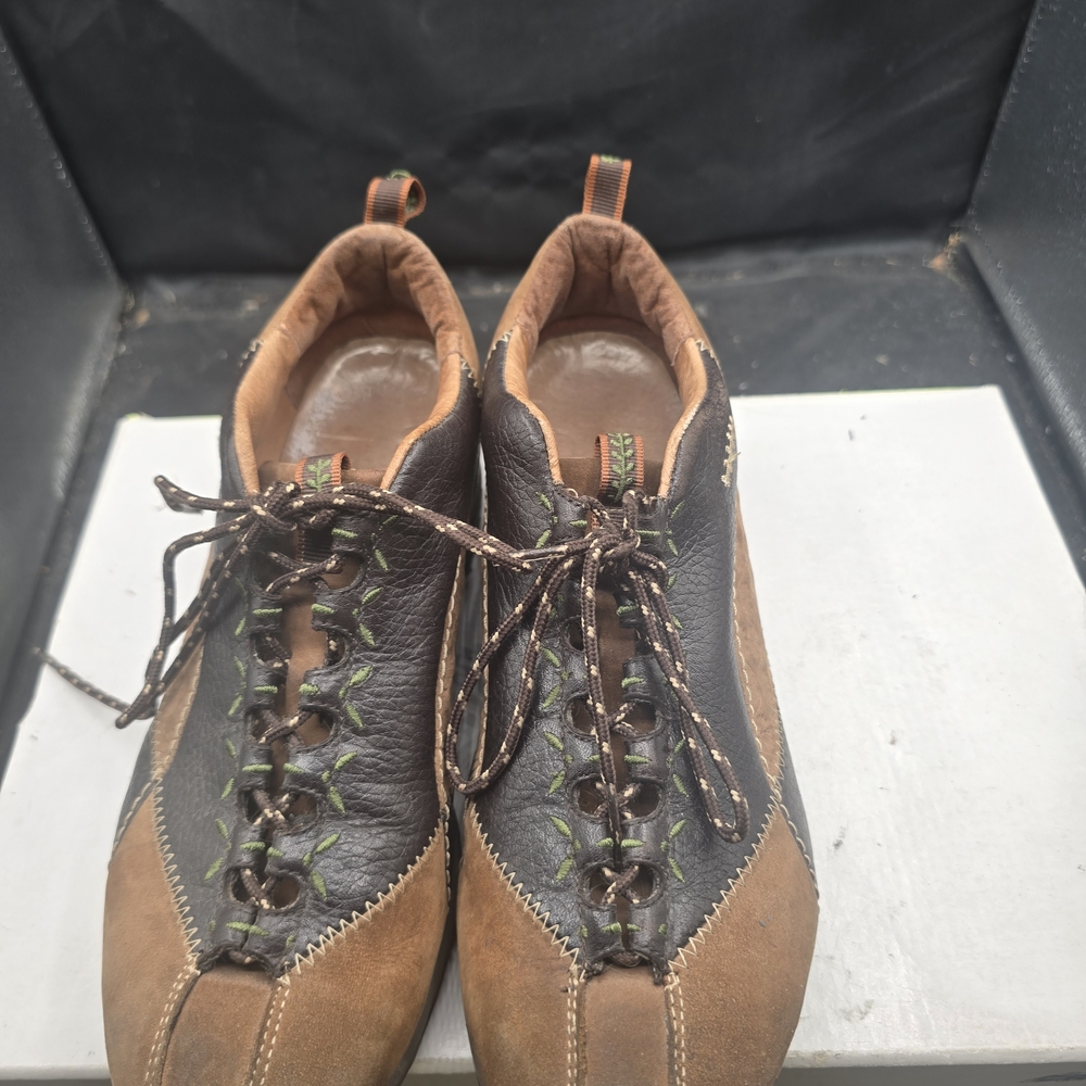 Jambu Brown and Black Leather‎ Mules